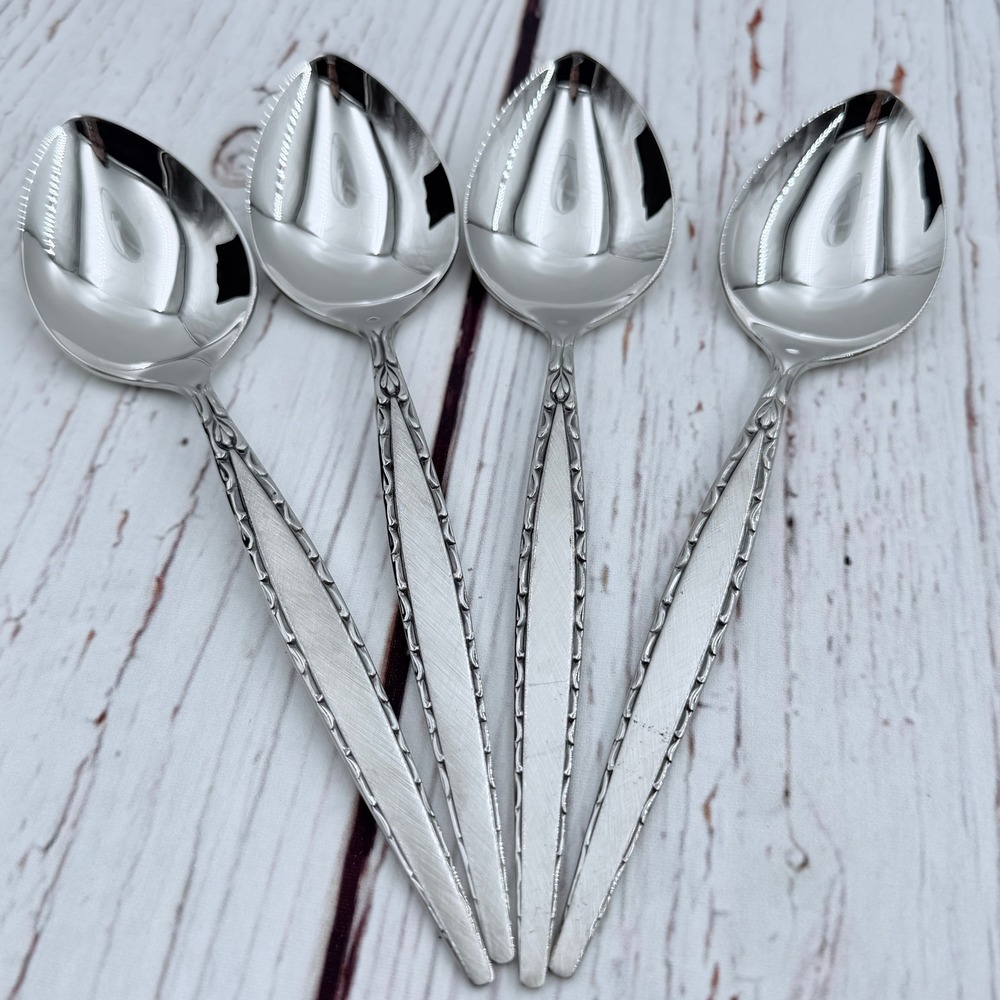 Oneida Community Venetia Stainless Oval Soup Spoons Set of 4 MCM Scalloped Edge